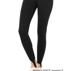 Alo Stirrup leggings